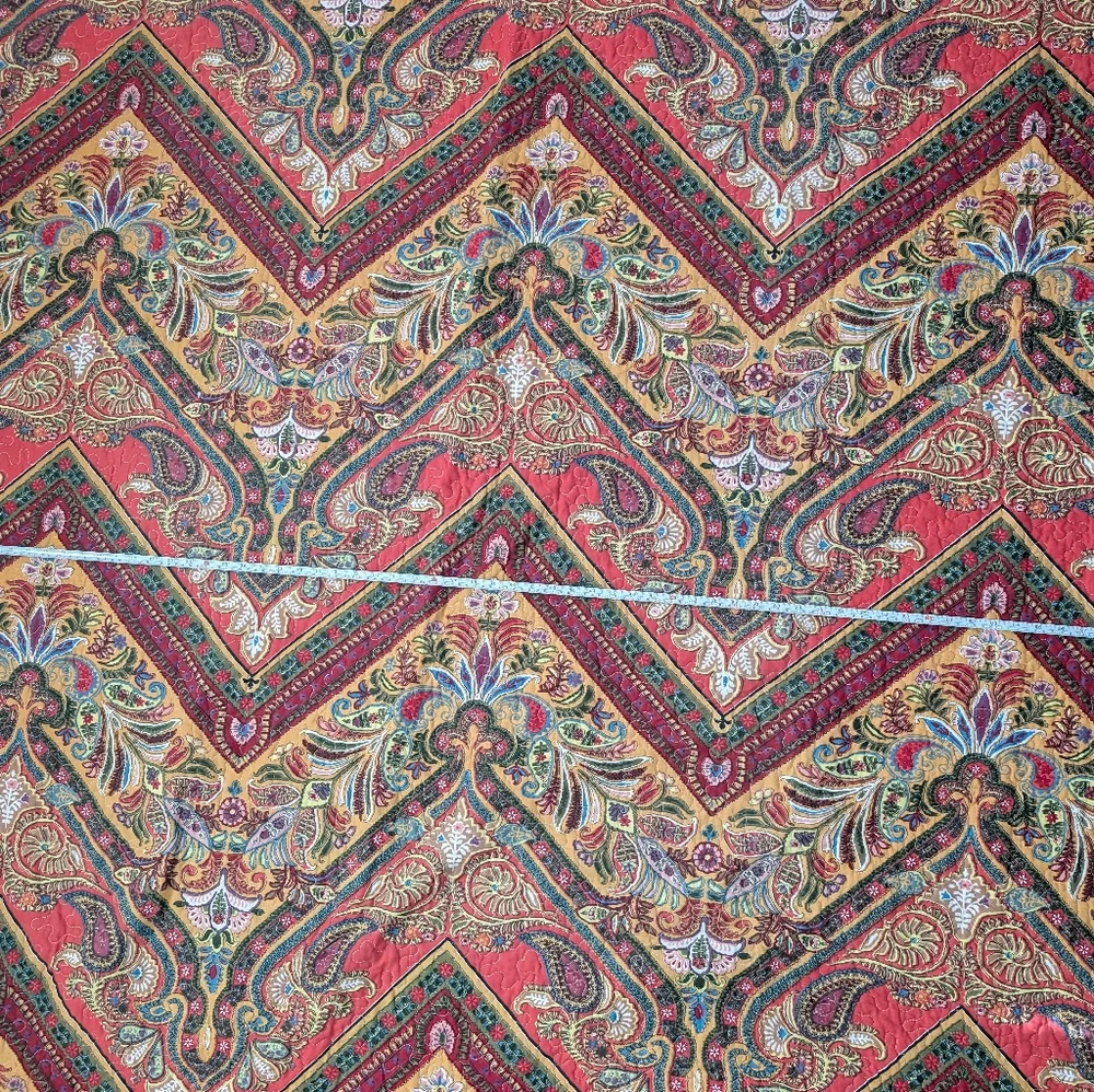 Paisley quilt bedspread twin size reversible with pillow sham by Baltic Linen Co